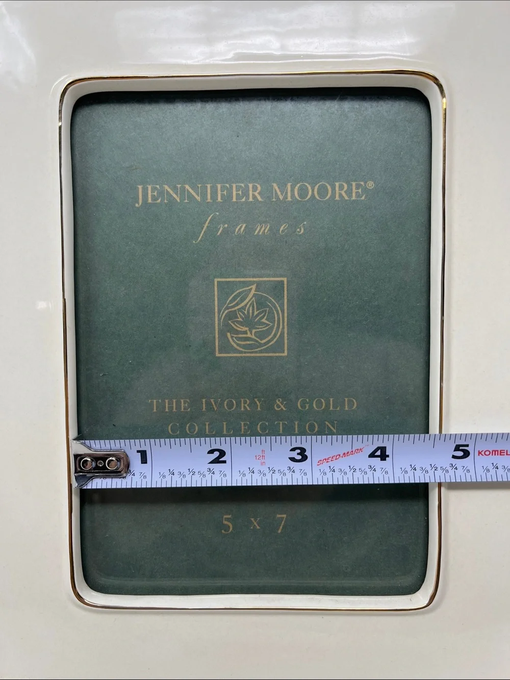 JENNIFER MOORE THE IVORY AND GOLD COLLECTION PORCELAIN 5x7 PICTURE FRAME